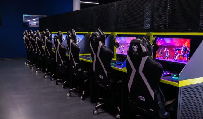 esport gaming cafe in central dortmund, diablo chairs and computers in LAN Arena
