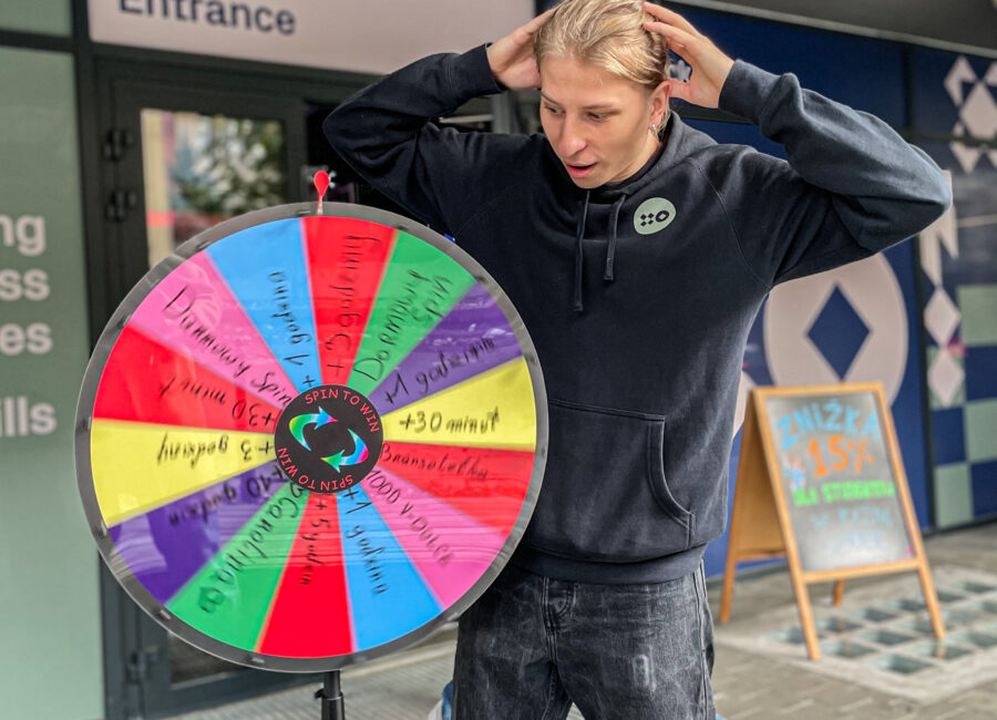 prize wheel blazej